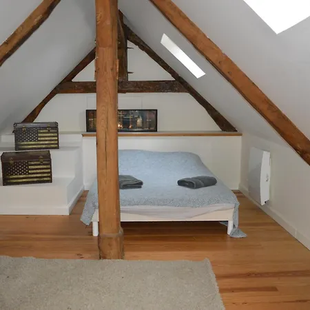 Le Fruitier, Dependance Du Chateau