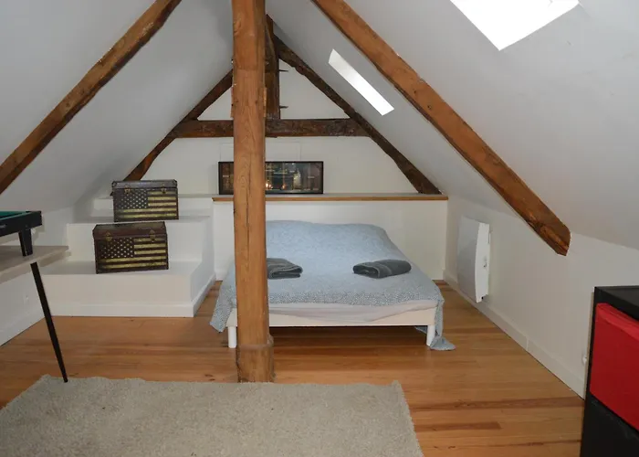 Le Fruitier, Dependance Du Chateau