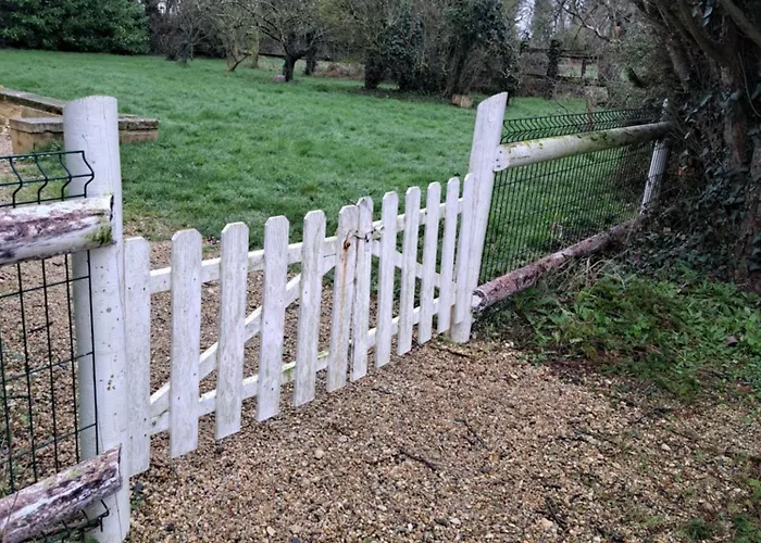 Le Fruitier, Dependance Du Chateau トレシー・シュル・メール